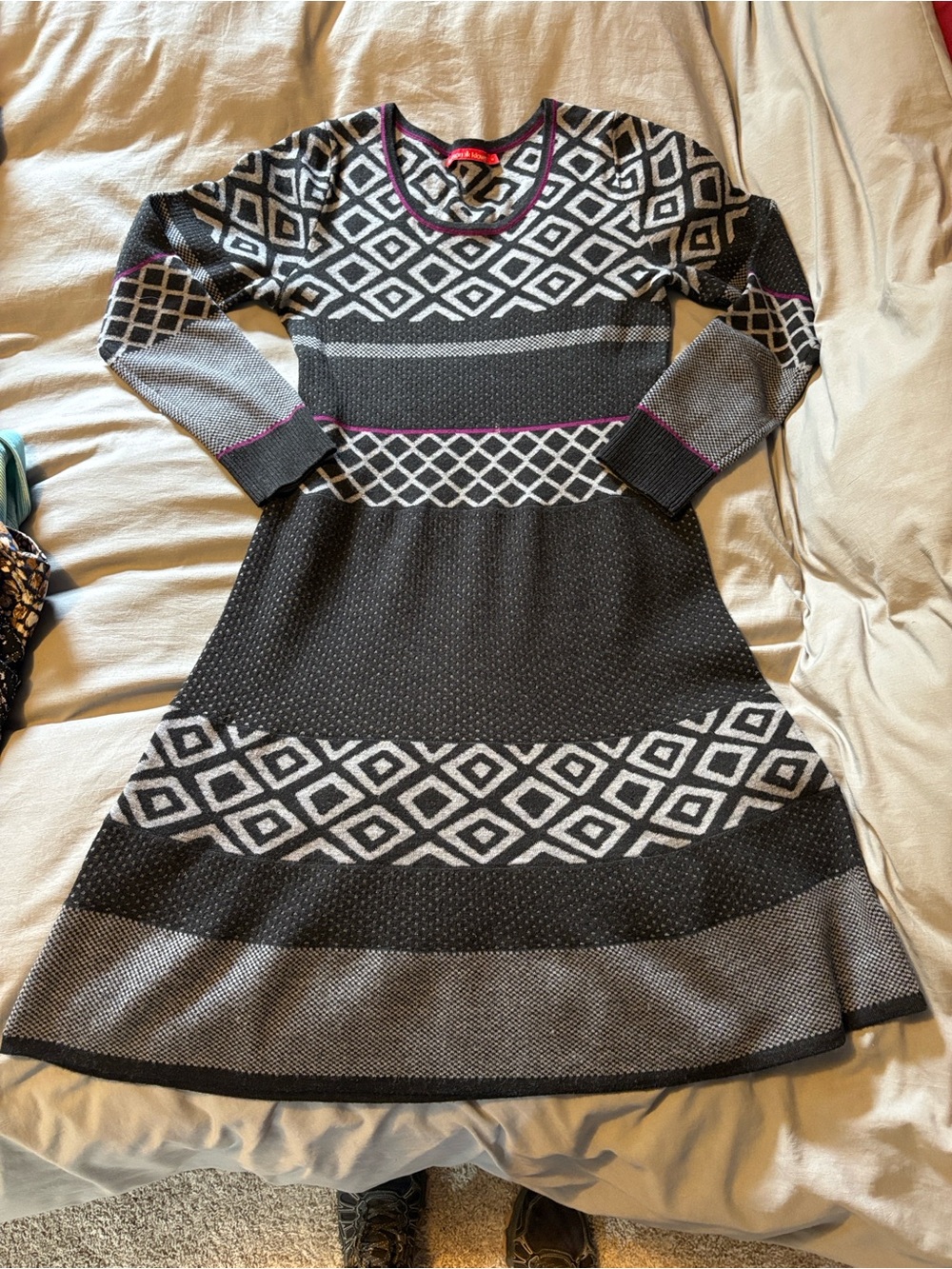Black & Gray Patterned Knit Fit-and-Flare Dress with Subtle Purple Accents